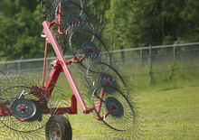 Zgrabiarki rotorowe Massey Ferguson 1508