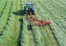 Zgrabiarki rotorowe Kuhn GA 6002