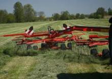 Zgrabiarki rotorowe Kuhn GA 7932 +