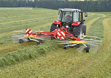 Zgrabiarki rotorowe Pöttinger Top 612 C