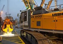 Żurawie gąsienicowe — wysięgnik kratowy Liebherr HS 8100