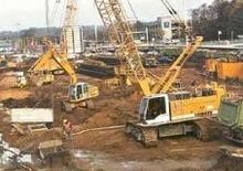 Żurawie gąsienicowe — wysięgnik kratowy Liebherr HS 853 HD Litr.