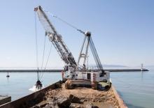 Żurawie gąsienicowe — wysięgnik kratowy Liebherr HS 895 HD