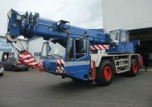 Żurawie szosowo-terenowe Terex-Demag AC 95 (4x4x4)