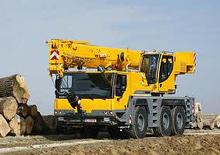 Żurawie szosowo-terenowe Liebherr LTM 1050-3.1 