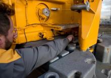 Żurawie szosowo-terenowe Liebherr LTM 1090-4.2 