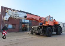 Żurawie terenowe Liebherr LTL 1050