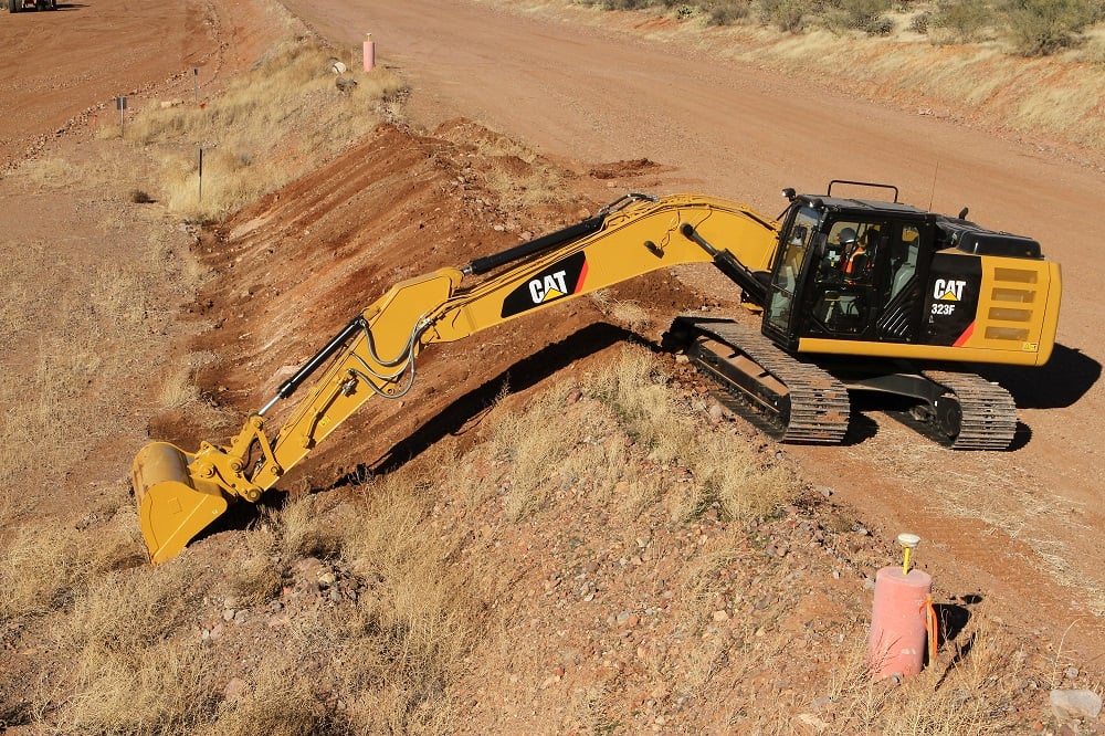 Specyfikacja koparki Caterpillar 323F L (2016 - 2019