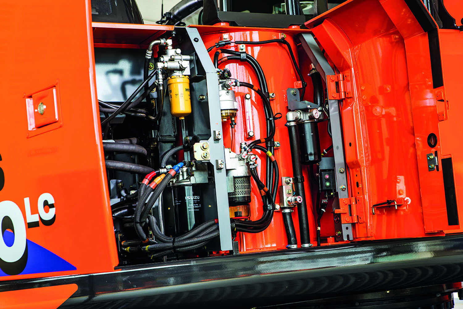 Specyfikacja koparki Hitachi ZX250LC-6 (2016 - 2021