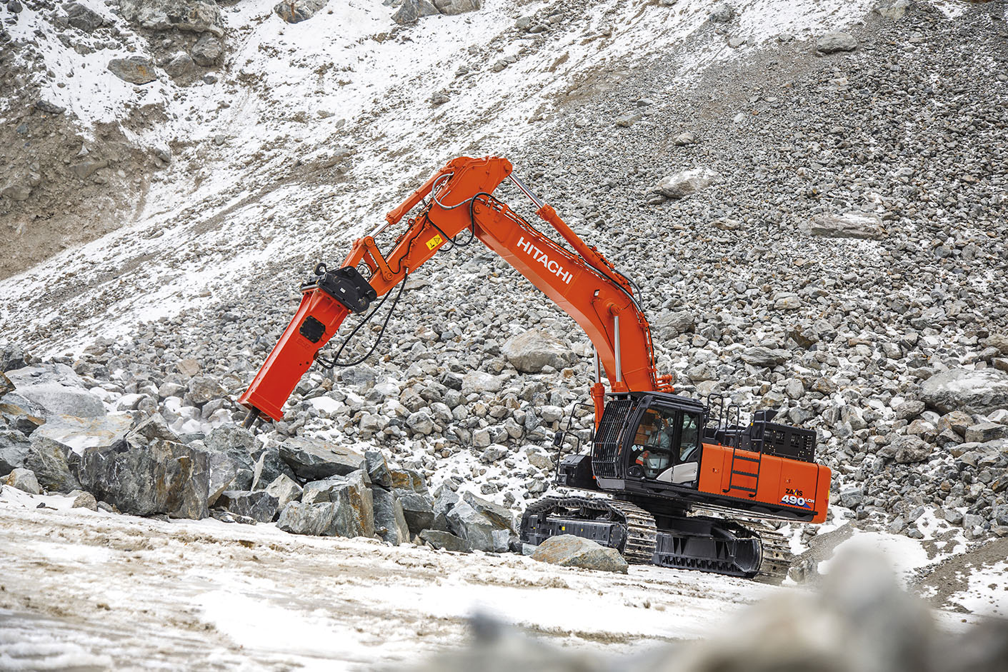 Specyfikacja koparki Hitachi ZX490LCH-6 (2016 - 2021