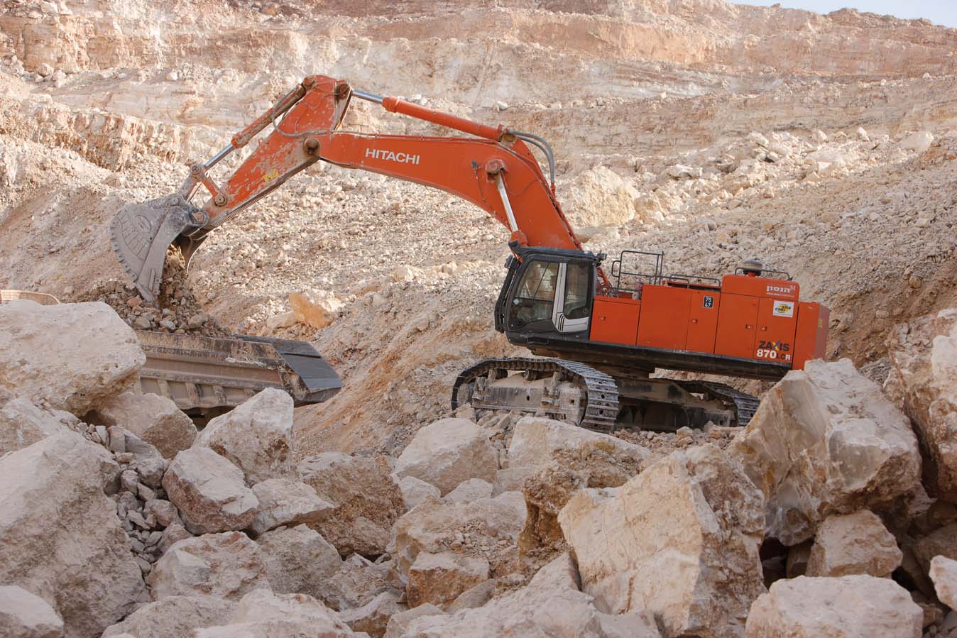 Specyfikacja koparki Hitachi ZX 870 LCR-3 (2006 - 2013