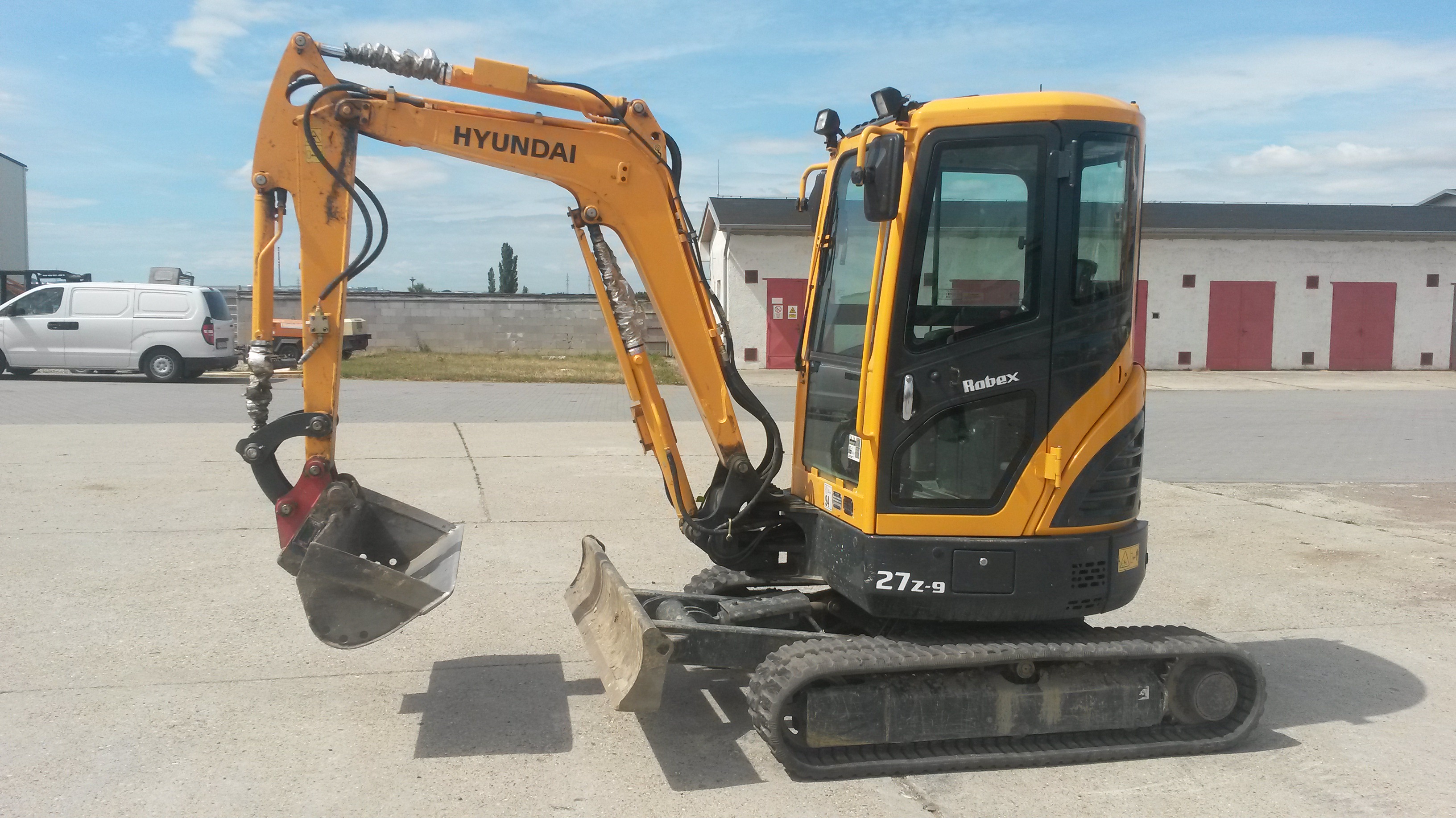 VＡＲT I X Specyfikacja koparki Hyundai R 27 Z-9 (2010 - 2018