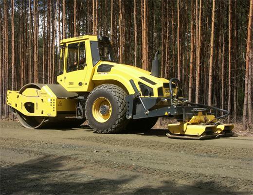 Bomag BW 213 DH-4 BVC/P Specyfikacja & Dane Techniczne (2006