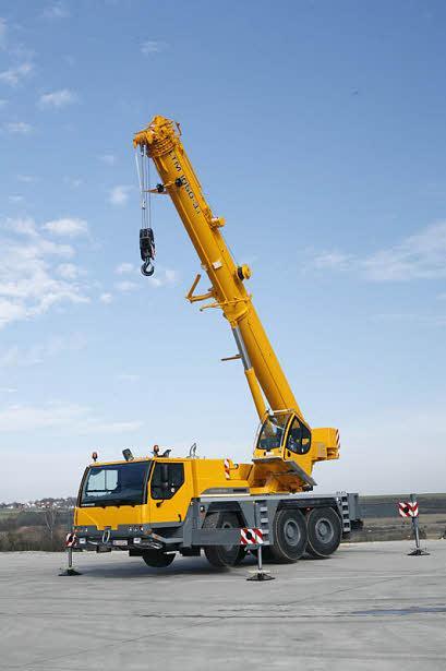 Żuraw Liebherr LTM 1050-3.1 (2008 - 2020) | LECTURA Specs